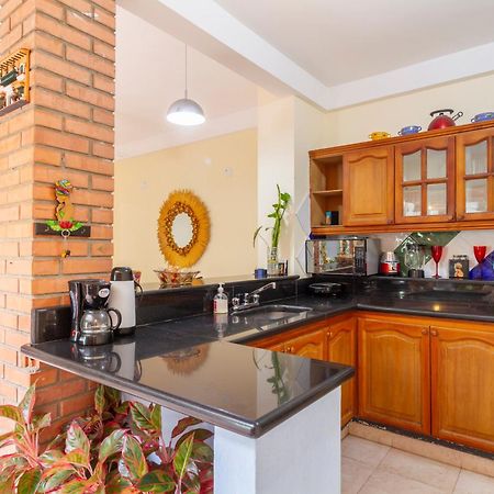 Hostal Cartagonova - Habitaciones Privadas Y Amplias Cerca A Zonas Turisticas Cartagena Eksteriør billede