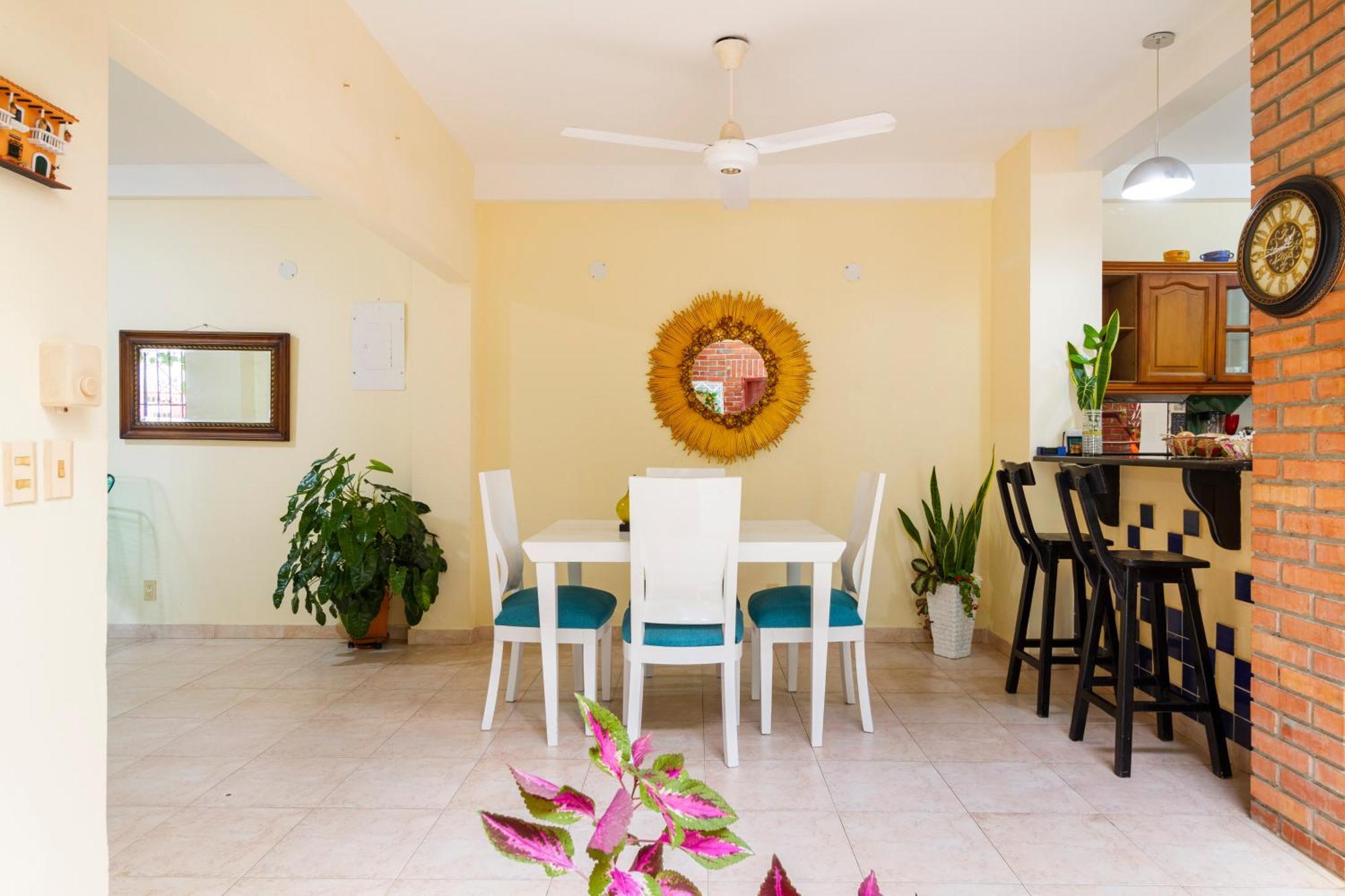 Hostal Cartagonova - Habitaciones Privadas Y Amplias Cerca A Zonas Turisticas Cartagena Eksteriør billede