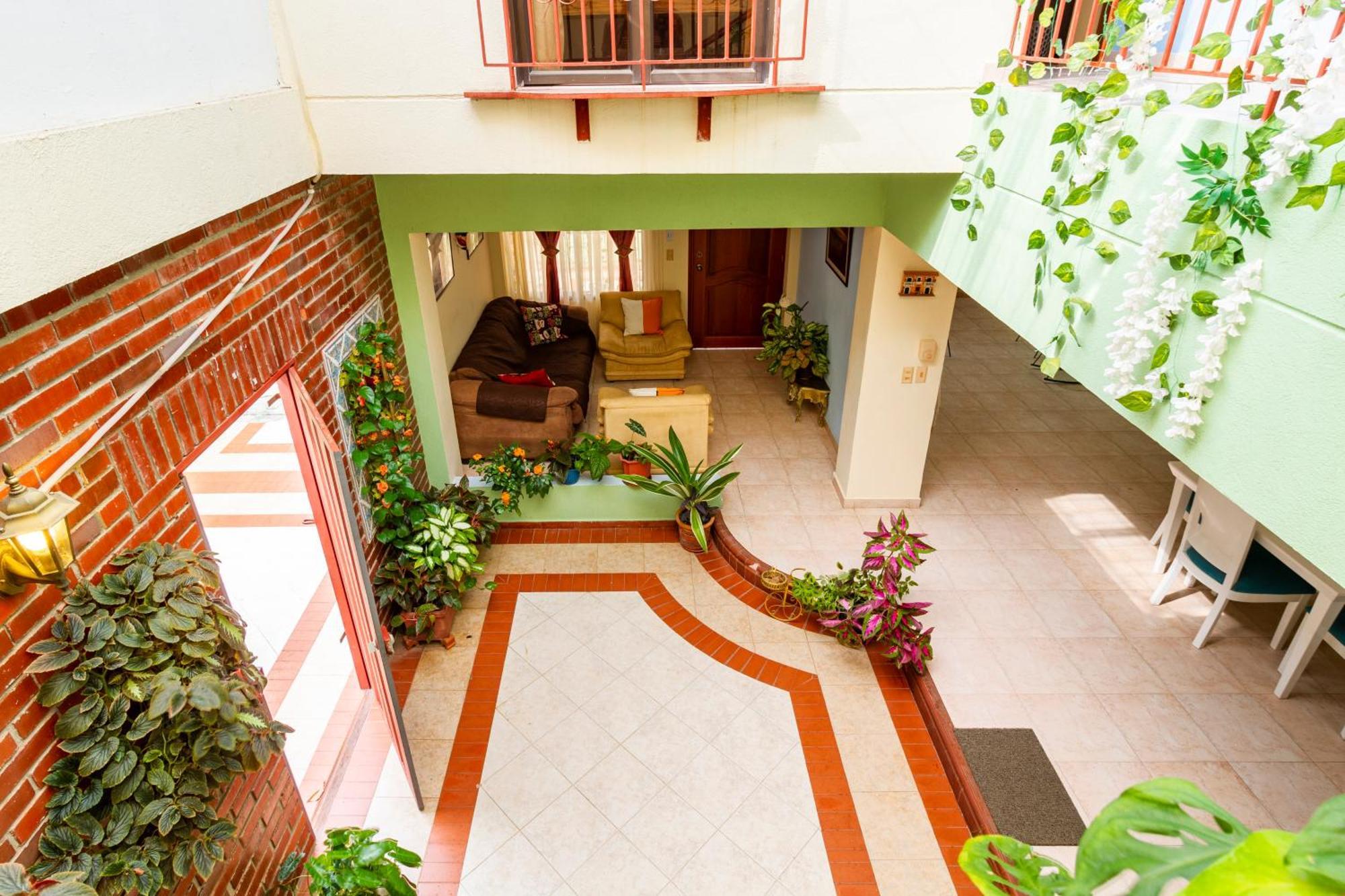 Hostal Cartagonova - Habitaciones Privadas Y Amplias Cerca A Zonas Turisticas Cartagena Eksteriør billede