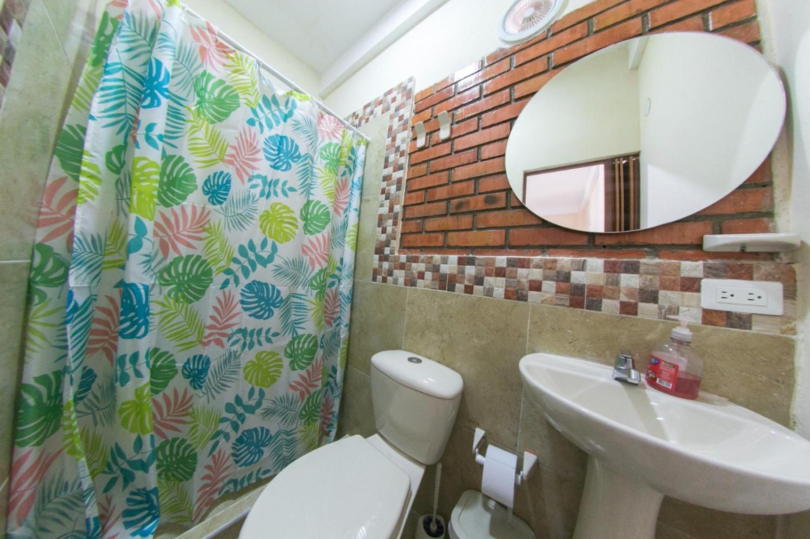 Hostal Cartagonova - Habitaciones Privadas Y Amplias Cerca A Zonas Turisticas Cartagena Værelse billede